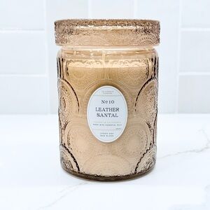 *TikTok Viral* Leoben Co Leather Santal Candle